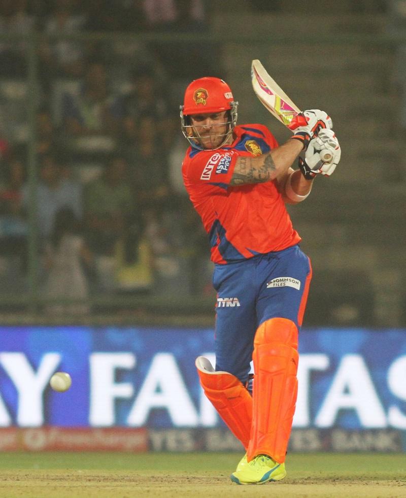 Hd Image for Cricket Gujarat Lions batsman Brendon McCullum in action in Hindi