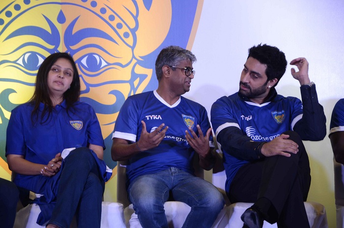 Hd Image for Cricket ISL 2014 :  Chennaiyin Football Club Jersey Launch in Hindi