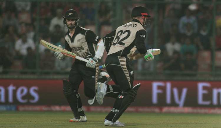 Colin Munro, Kane Williamson in Tamil