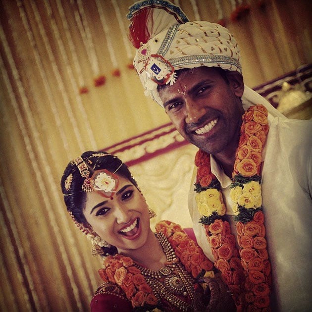 Hd Image for Cricket Cricketer Lakshmipathy Balaji and his wife Priya Thalur in Hindi