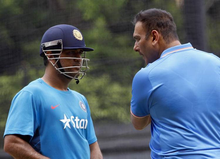 M S Dhoni and Ravi Shastri in Tamil