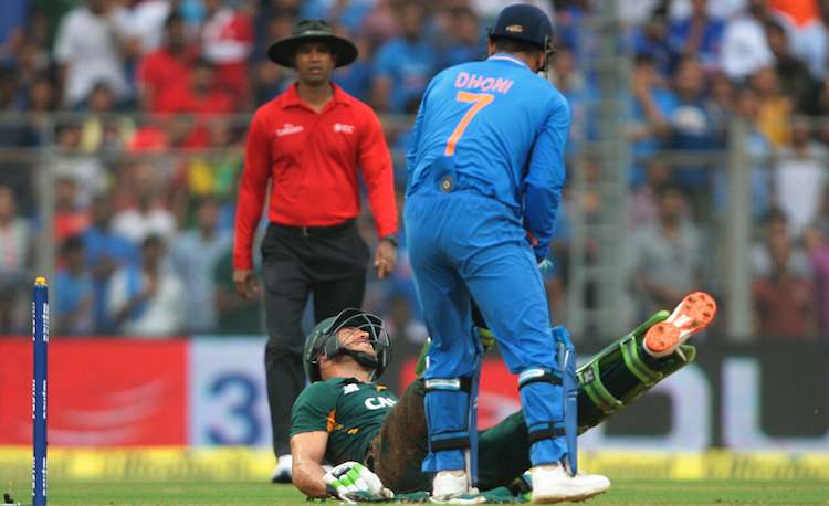 Hd Image for Cricket MS Dhoni-Faf du Plessis in Hindi