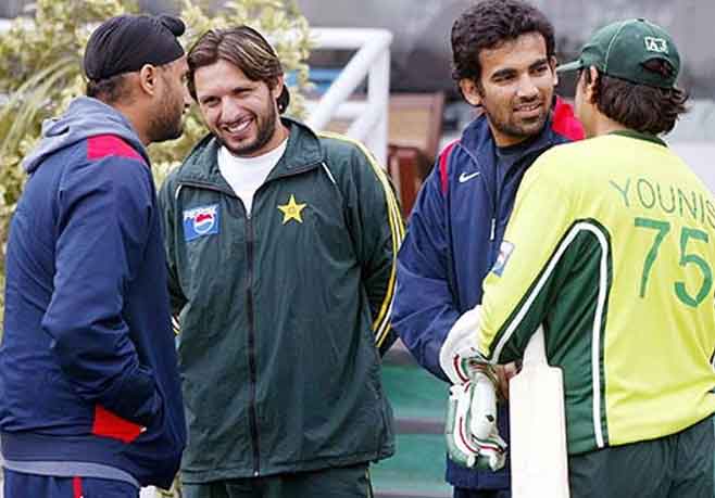 Harbhajan Singh Shahid Afridi Yunus Khan and Jaheer Khan Image