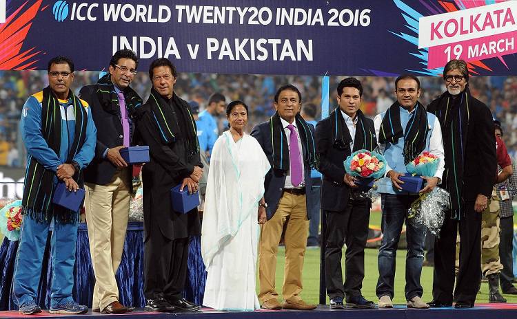 Former India Pakistan cricketers felicitation ceremony