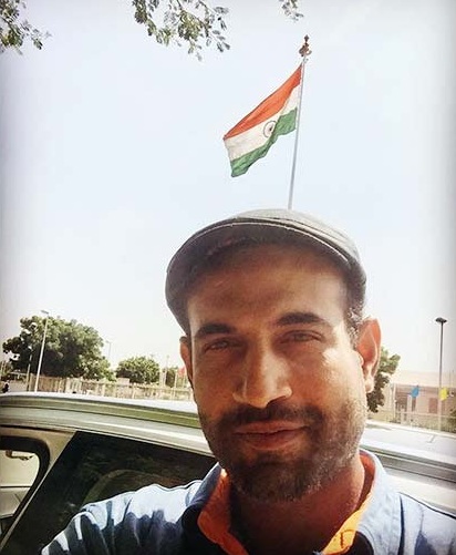 Indian Cricketer Irfan Pathan Image in Tamil