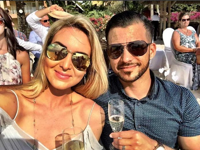 JP Duminy and his wife Sue Duminy Image