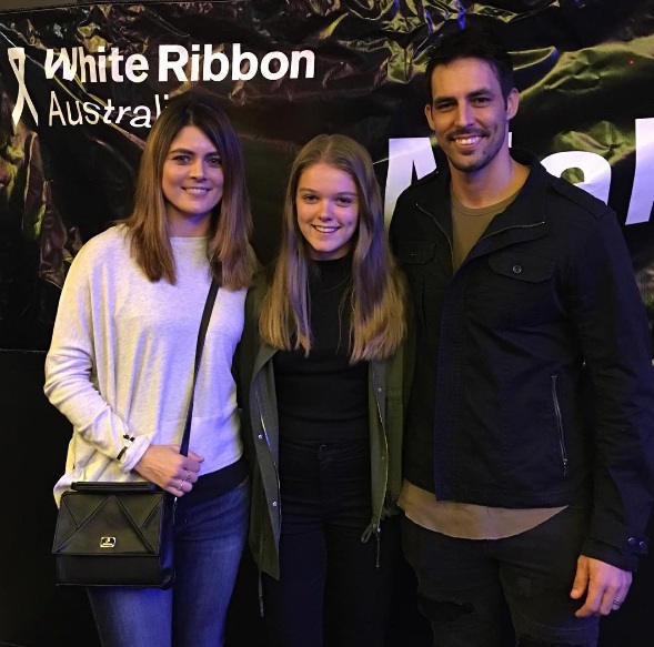 Jessica Bratich with his Cricketer husband Mitchell Johnson Image