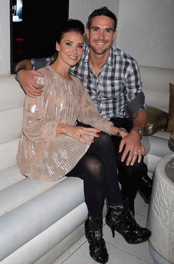Kevin Pietersen and wife Jessica Taylor Image