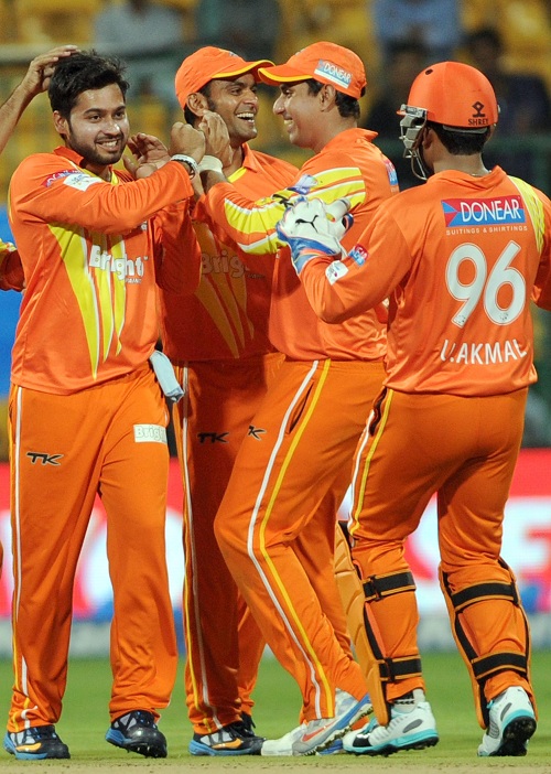 HD Image for cricket Champions League 2014 : Lahore Lions Vs Perth Scorchers in Tamil