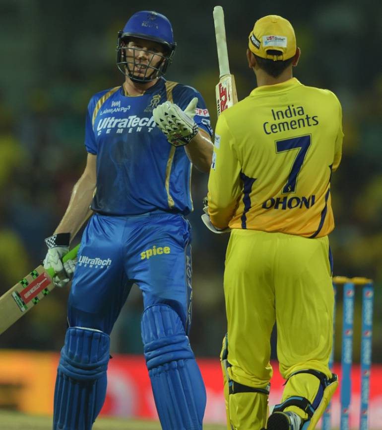 Hd Image for Cricket James Faulkner and MS Dhoni in Hindi