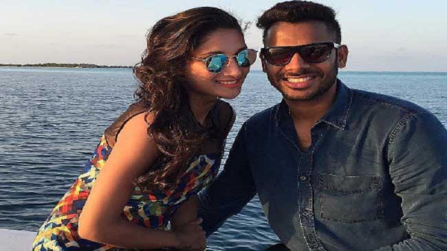Manoj Tiwary with his wife Sushmita Roy after marriage Image