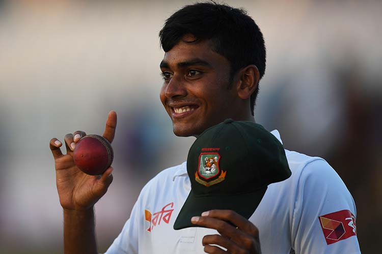 बांग्लादेश के युवा स्पिन गेंदबाज मेहंदी हसन ने रचा ऐतिहासिक कारनामा फोटो