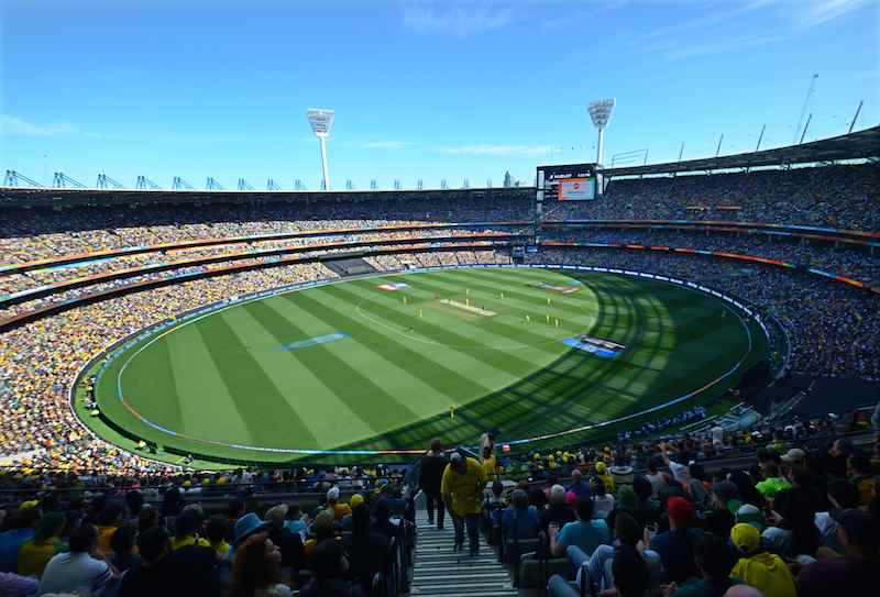 Melbourne Cricket Ground in Tamil