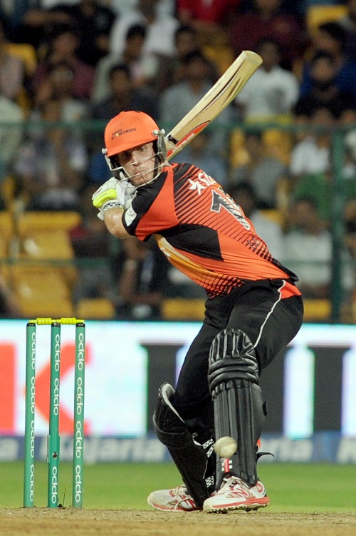 HD Image for cricket Champions League 2014 : Lahore Lions Vs Perth Scorchers in Tamil