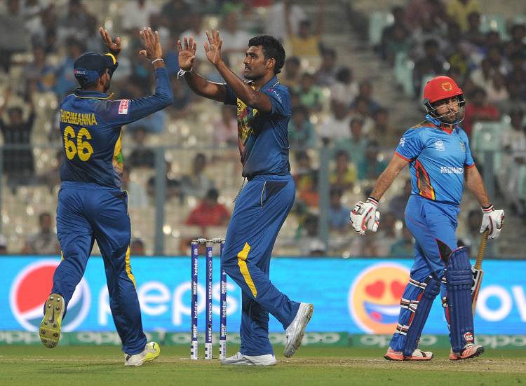 Sri Lanka Team Players celebrate after Mohammad Shehzad Wicket