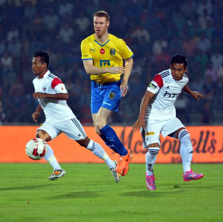 HD Image for cricket NorthEast United FC beat Kerala Blasters FC in Tamil