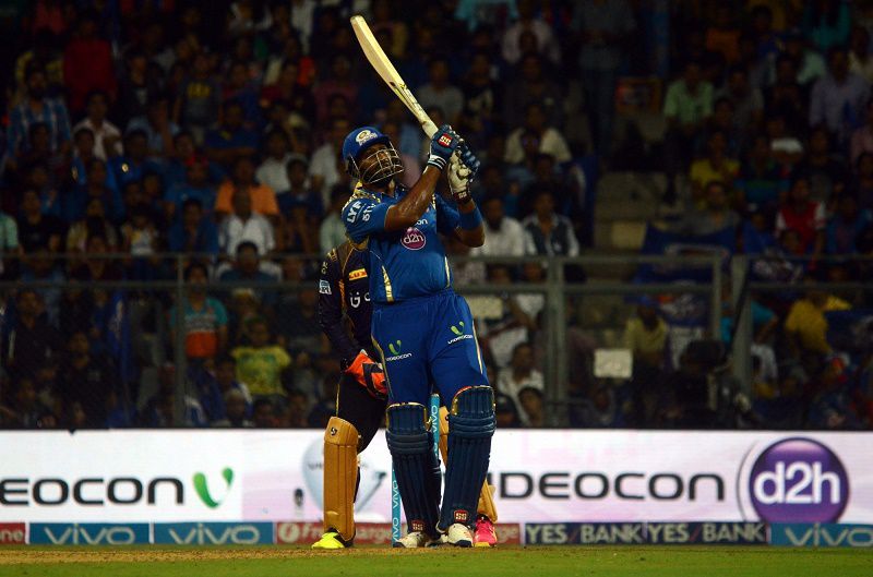 Hd Image for Cricket  Mumbai Indians batsman Kieron Pollard in action in Hindi
