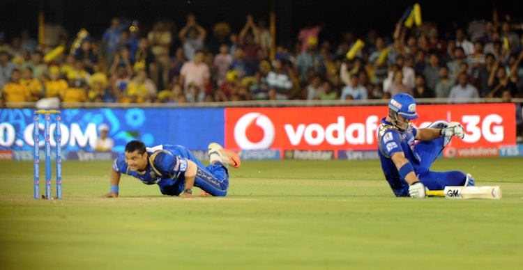 Pravin Tambe and Corey Anderson in Tamil