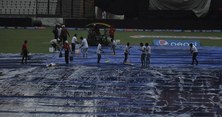 Rain Stop Play in Tamil