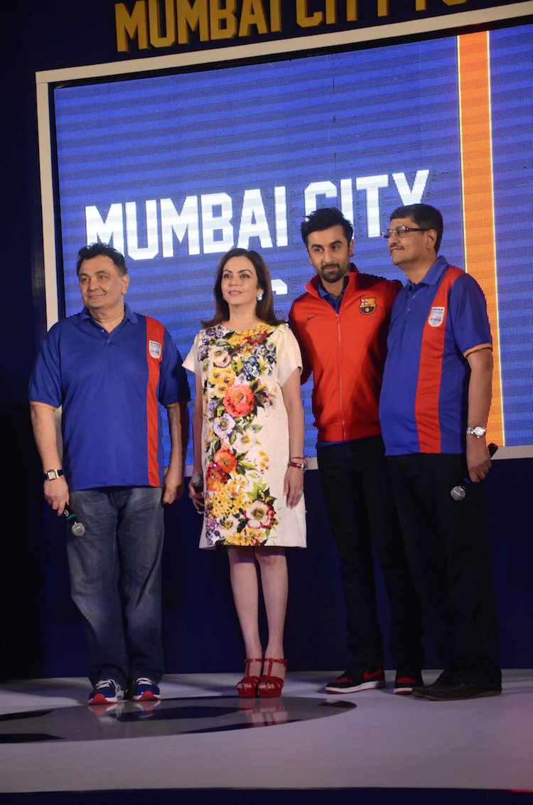 Ranbir Kapoor, Rishi Kapoor, Neeta Ambani and Bimal Parekh in Tamil