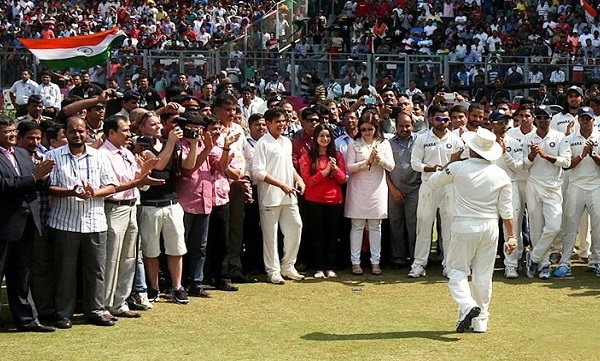 Hd Image for Cricket Sachin Tendulkar retires in Hindi