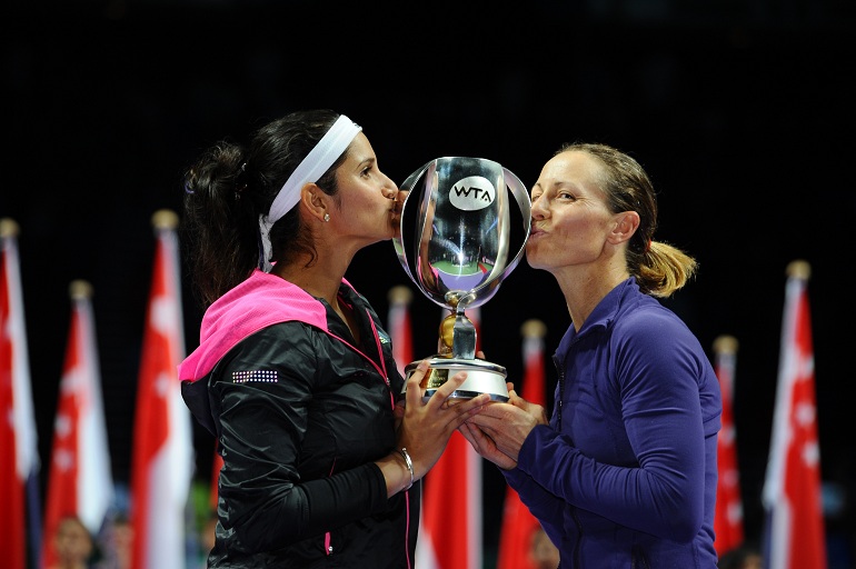 Hd Image for Cricket Sania Mirza in WTA Final Match in Hindi