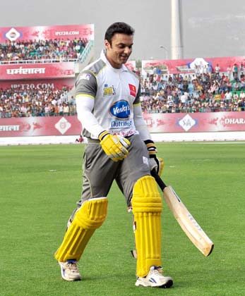 Hd Image for Cricket Sohail Khan in Hindi