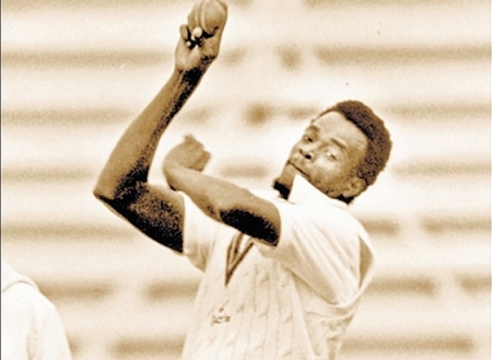 Winston Davis Best bowling in world Cup 1983 Image in Tamil