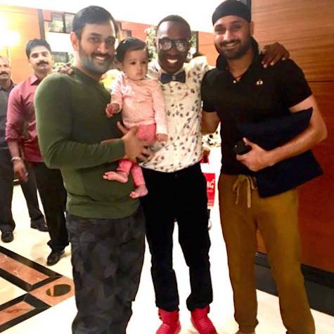 MS Dhoni, Dwayne DJ Bravo, Harbhajan Singh in Tamil