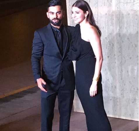 kohli and anushka looks hot at Manish birthday bsh Image