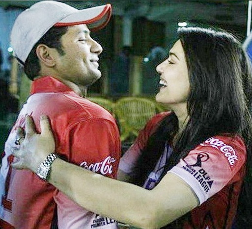 piyush chawla and preeity zinta Image in Tamil