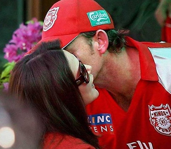 Hd Image for Cricket Adam Gilchrist and Preity Zinta in Hindi